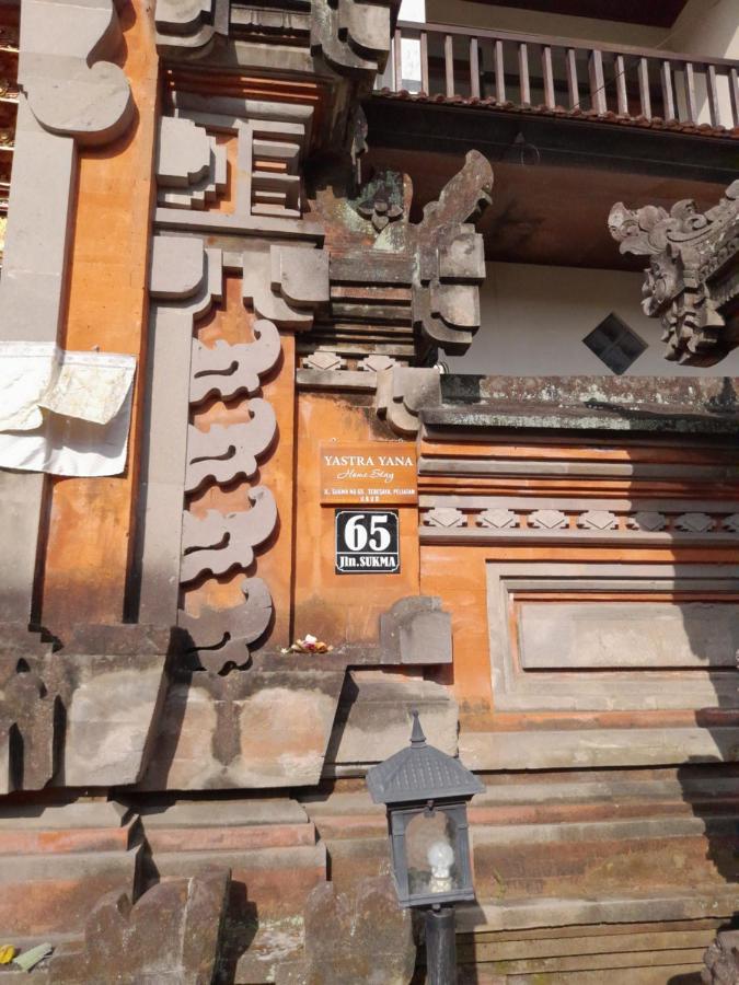 Yastra Yana Homestay Ubud Eksteriør billede